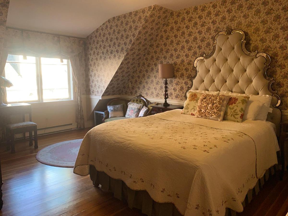 Haterleigh Heritage Inn Victoria Esterno foto