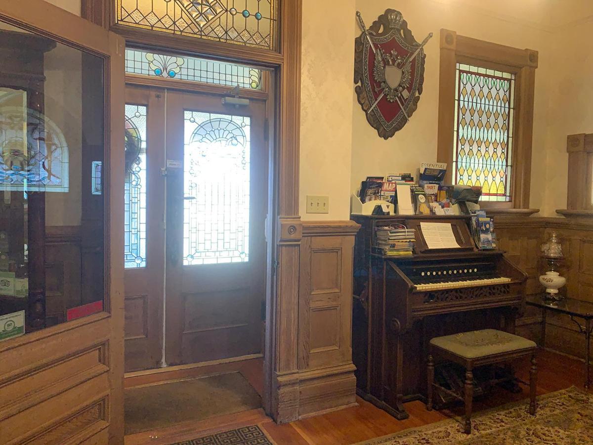 Haterleigh Heritage Inn Victoria Esterno foto
