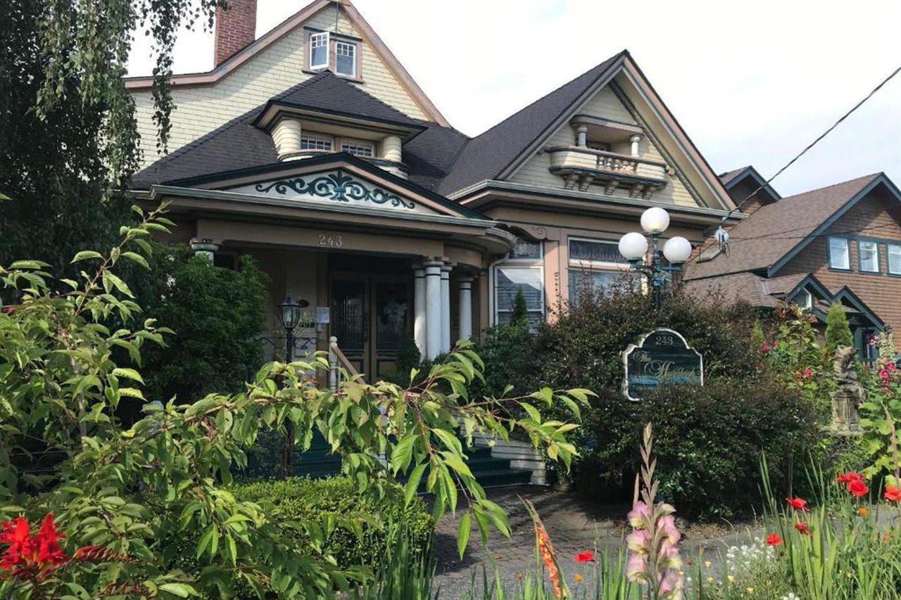 Haterleigh Heritage Inn Victoria Esterno foto